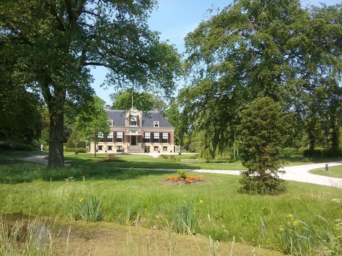 Luxe 5 Persoons Bungalow Op Rustig Vakantiepark Nabij Leeuwarden Dronrijp Екстериор снимка